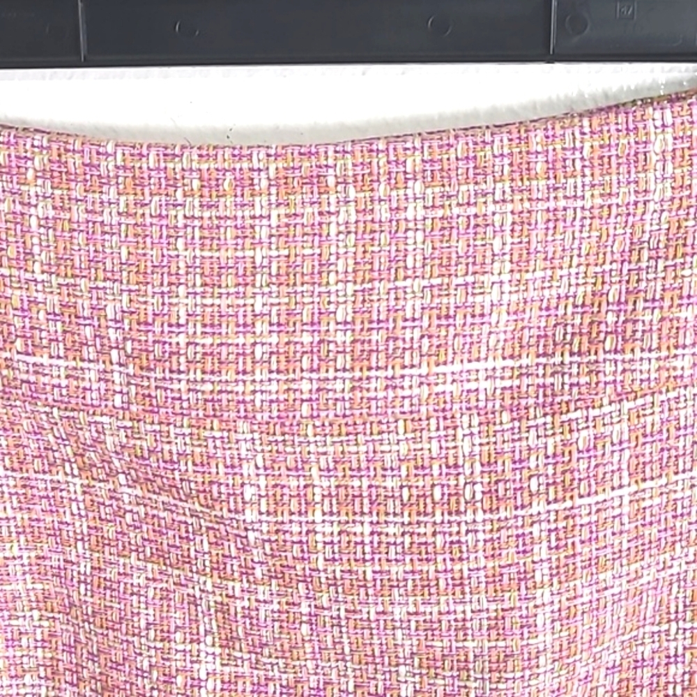 Isabella DeMarco Pink Tweed Knee-length Skirt, Size 14 - Picture 3 of 9